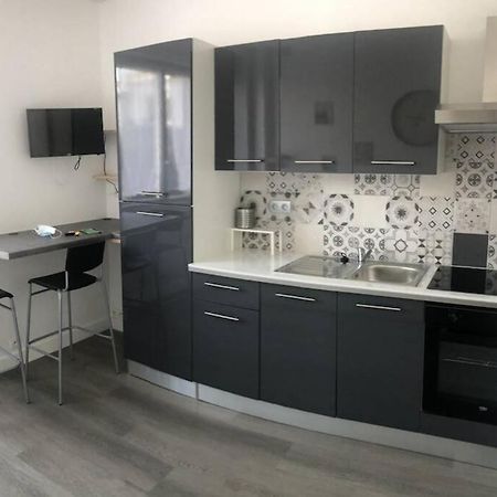 Yannadal/Studio Cosy Avec Vraie Cuisine A Recouvrance/ Proche Tram/Bus Et Proximite Avec L'Arsenal Apartment Brest Exterior photo